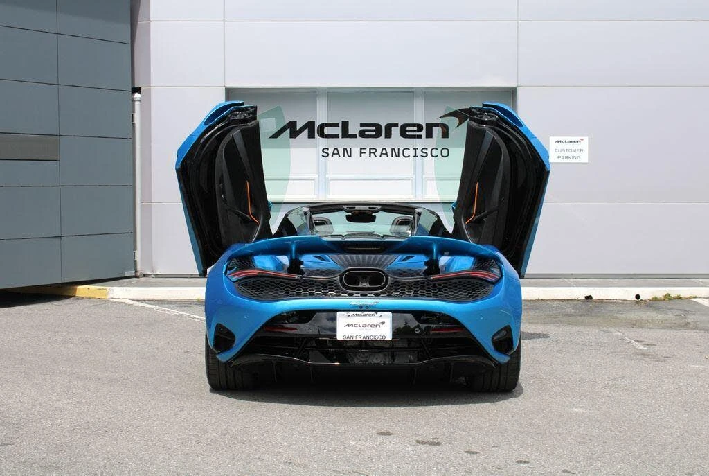 2026 McLaren 750S Spider - Image 28 of 31