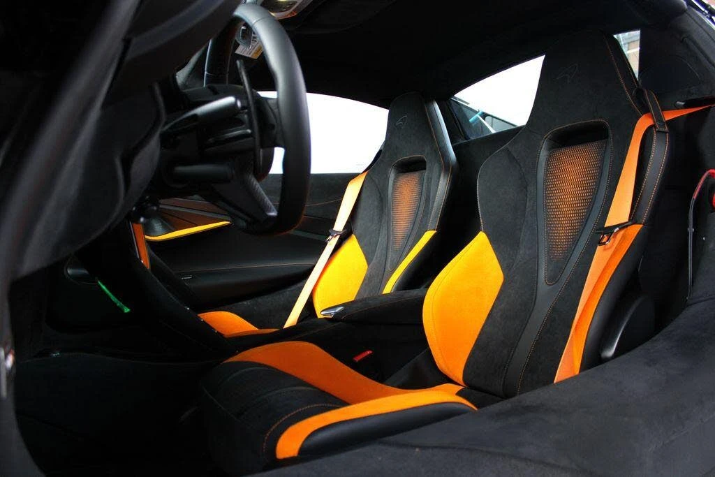 2026 McLaren 750S Spider - Image 3 of 31