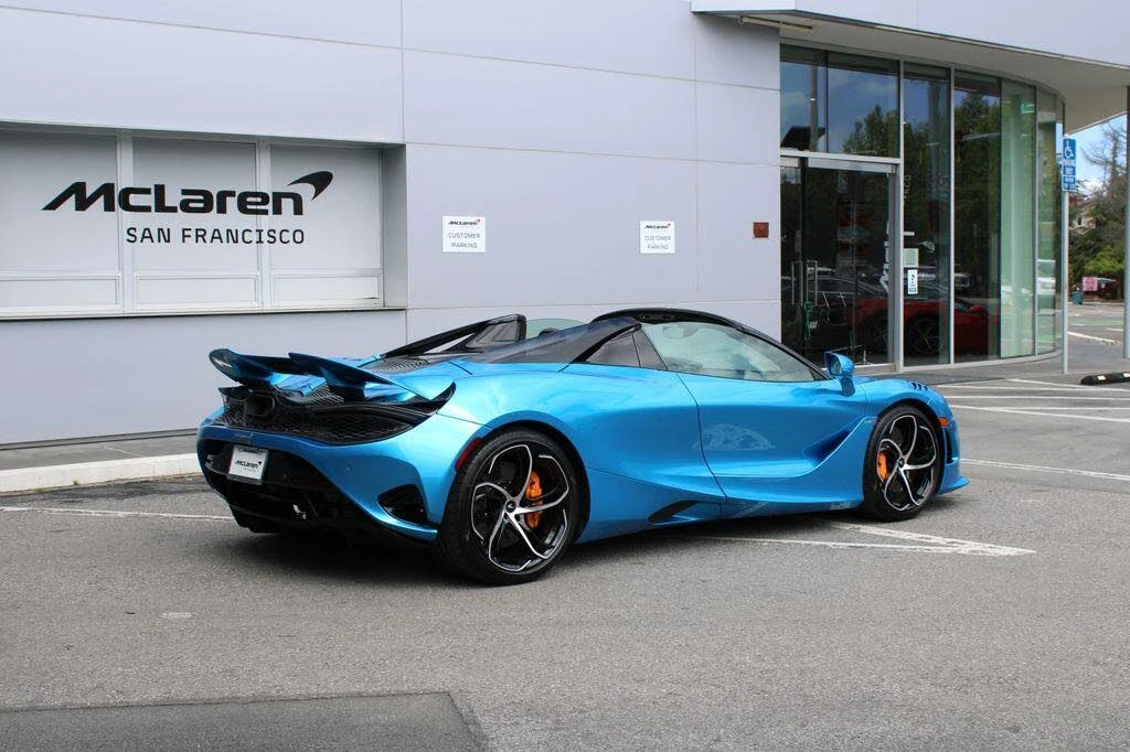 2026 McLaren 750S Spider - Image 14 of 31