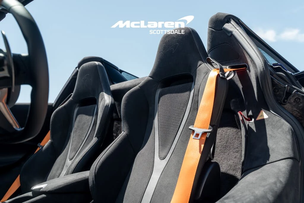 2026 McLaren 750S Spider - Image 11 of 30