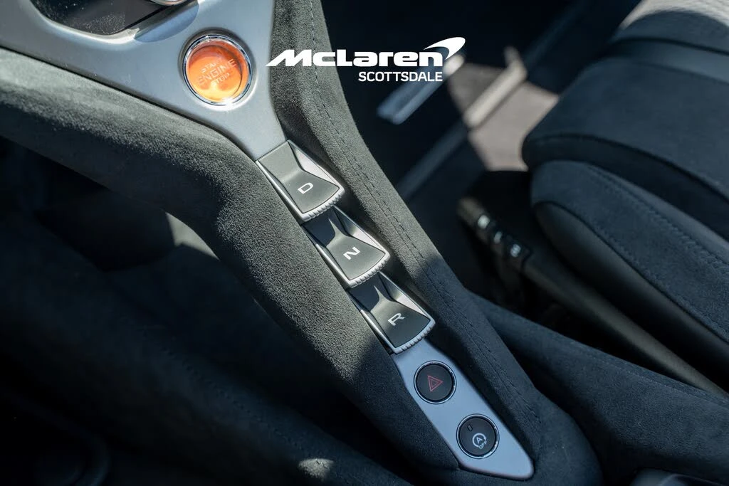 2026 McLaren 750S Spider - Image 15 of 30