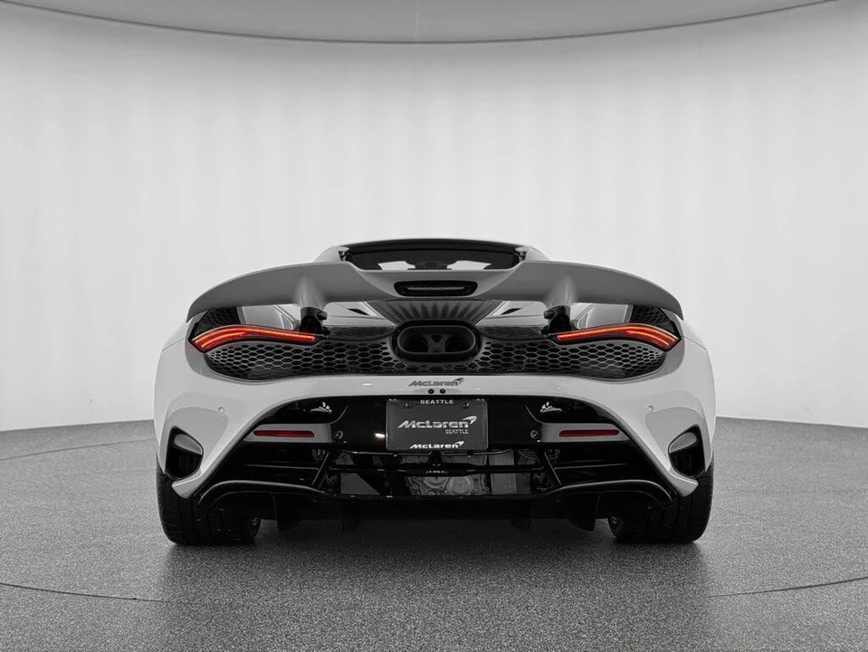2026 McLaren 750S Spider - Image 5 of 31