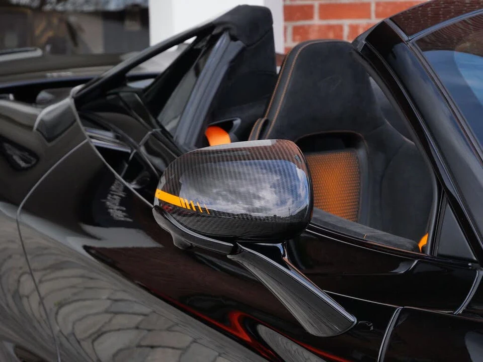 2026 McLaren 750S Spider - Image 18 of 31