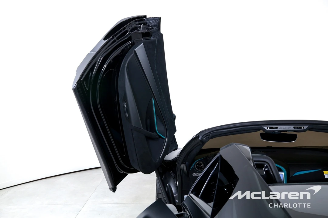 2026 McLaren 750S Spider - Image 12 of 12