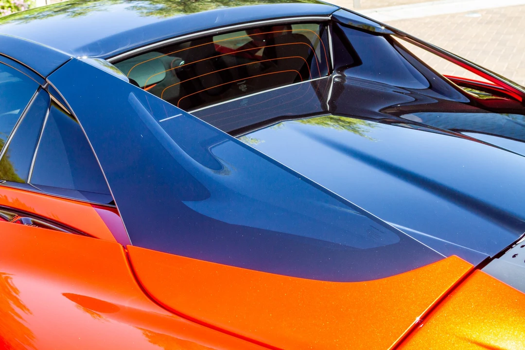 2026 McLaren - Image 30 of 31