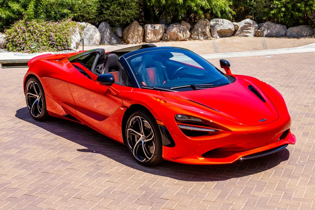 2026 McLaren - Image 7 of 31
