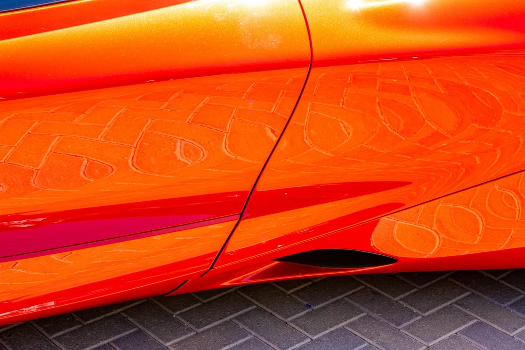 2026 McLaren - Image 27 of 31