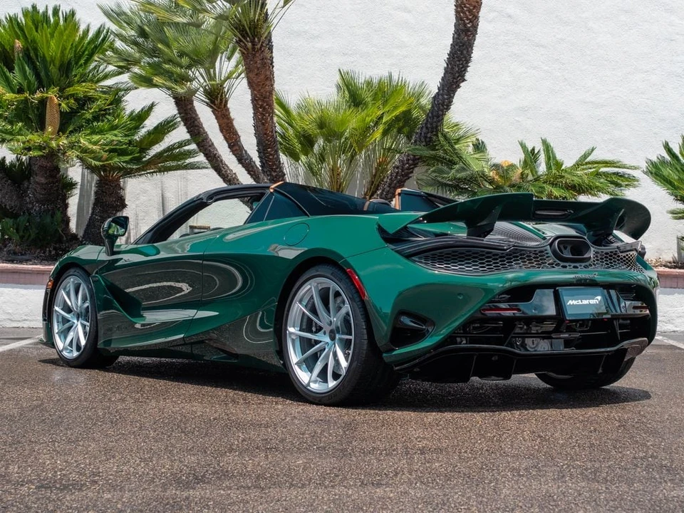 2026 McLaren 750S Spider - Image 31 of 31
