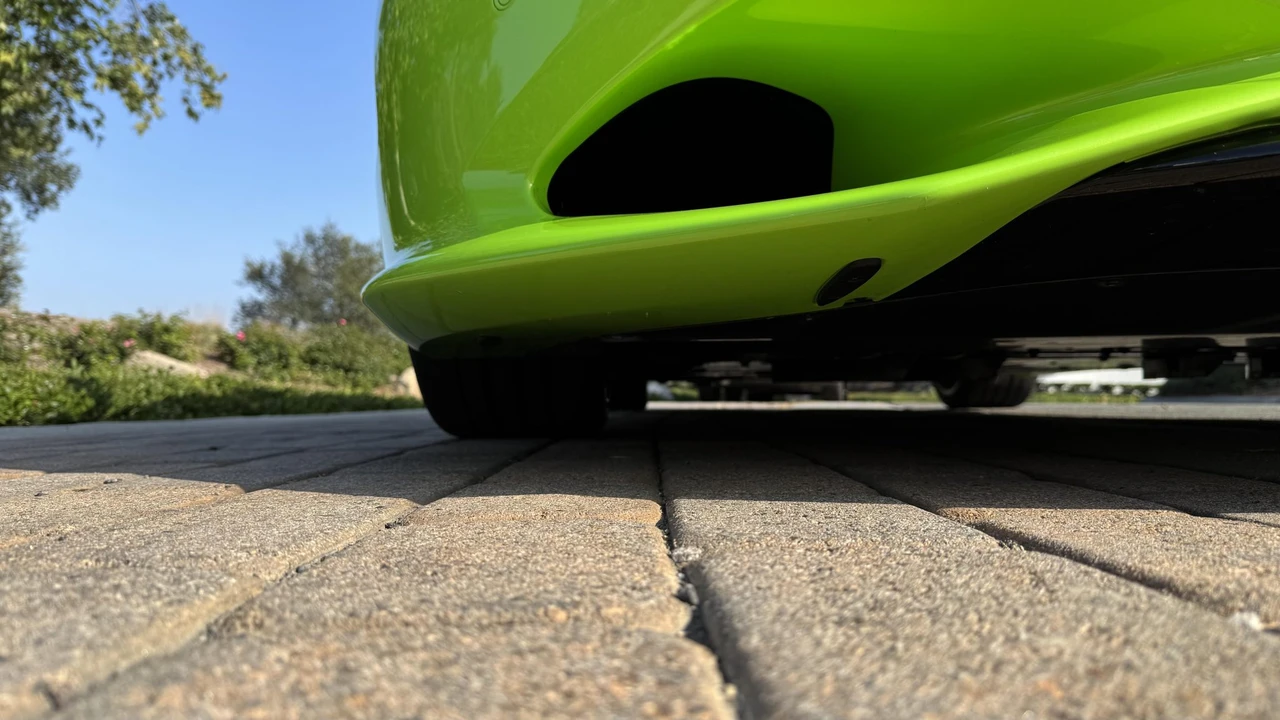 2026 McLaren 750S Spider - Image 22 of 31