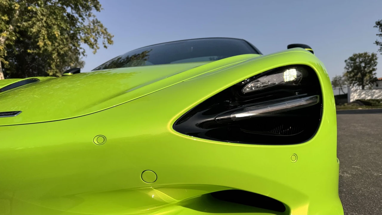 2026 McLaren 750S Spider - Image 19 of 31