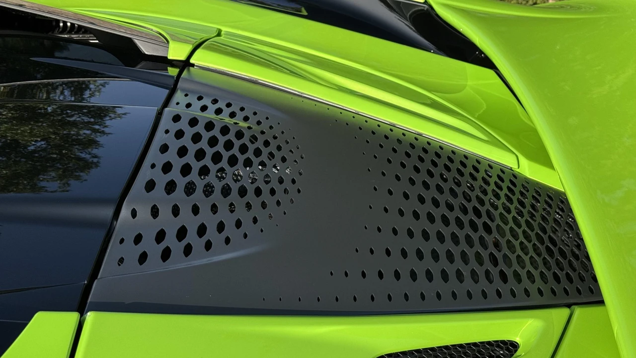 2026 McLaren 750S Spider - Image 31 of 31