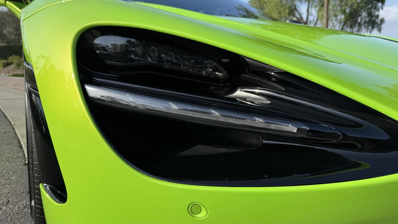 2026 McLaren 750S Spider - Image 20 of 31