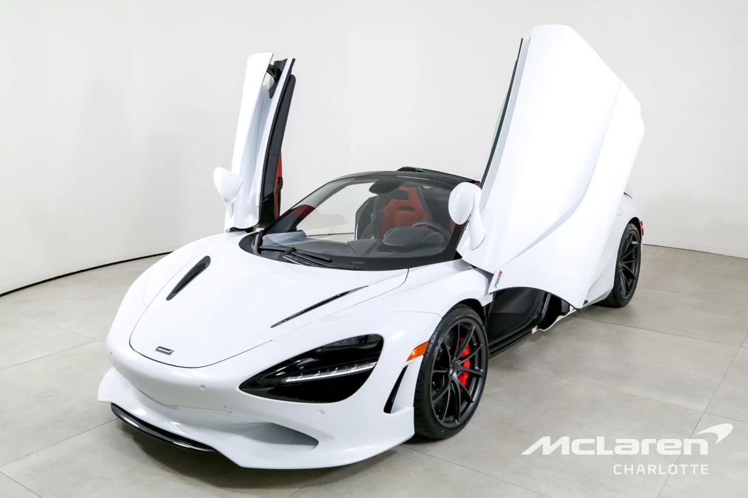 2026 McLaren 750S Spider - Image 6 of 31