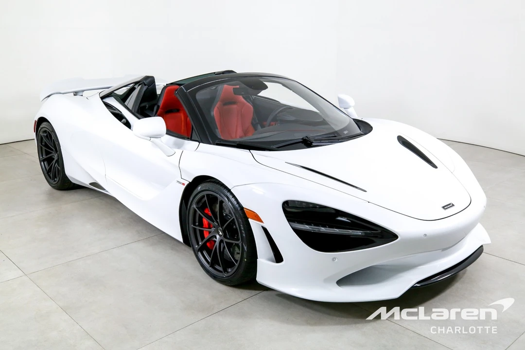 2026 McLaren 750S Spider - Image 4 of 31