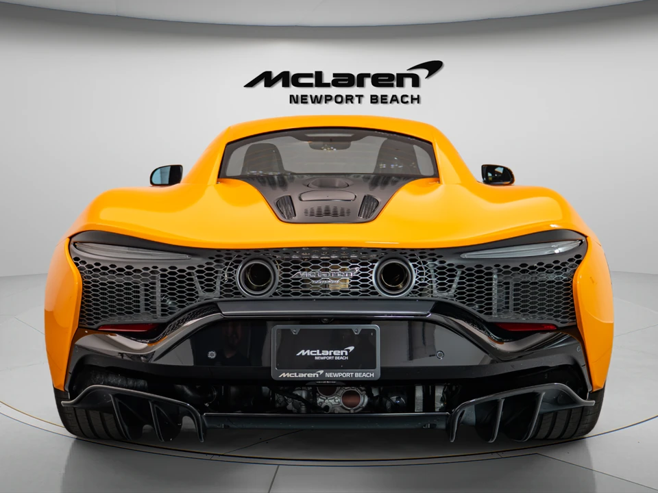 2026 McLaren Artura - Image 5 of 20