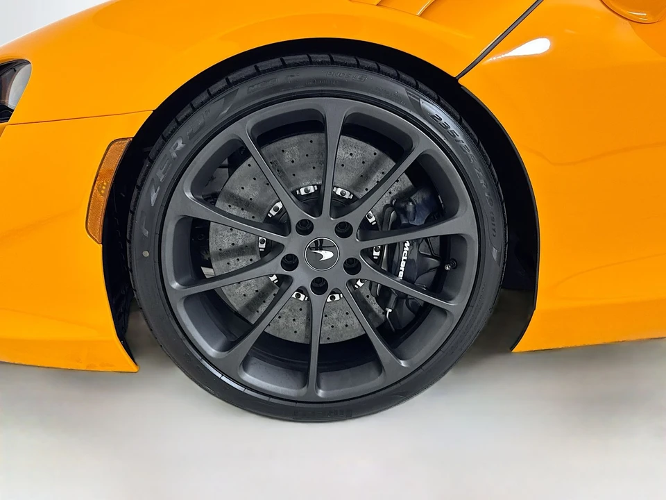 2026 McLaren Artura Spider - Image 9 of 24