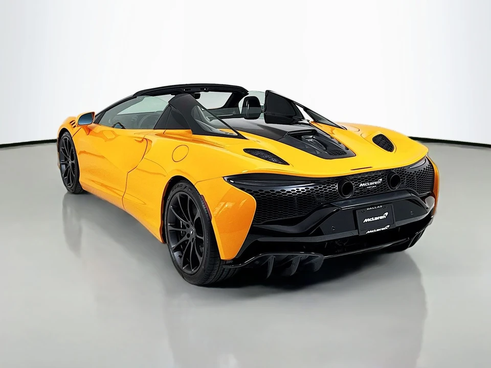 2026 McLaren Artura Spider - Image 5 of 24