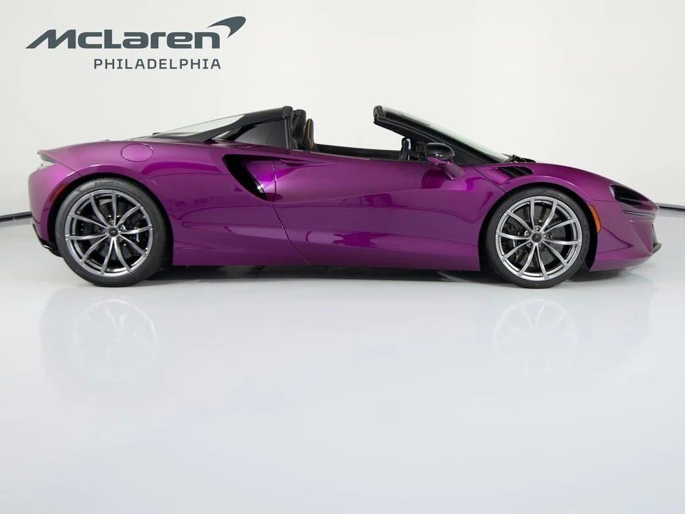 2026 McLaren Artura Spider - Image 5 of 31