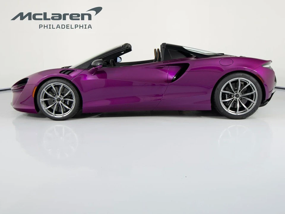 2026 McLaren Artura Spider - Image 9 of 31