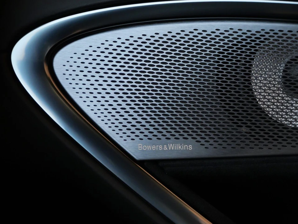 2026 McLaren Artura Spider - Image 21 of 26