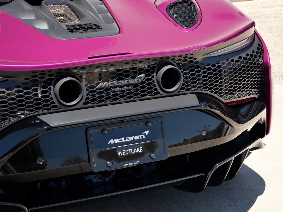2026 McLaren Artura Spider - Image 14 of 26