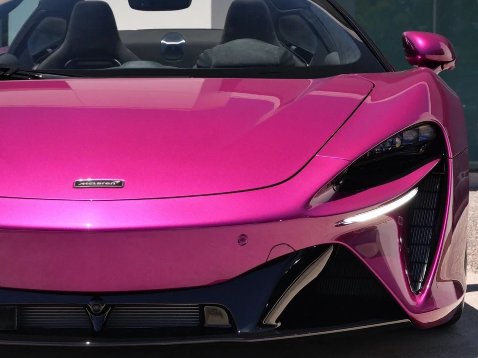 2026 McLaren Artura Spider - Image 6 of 26