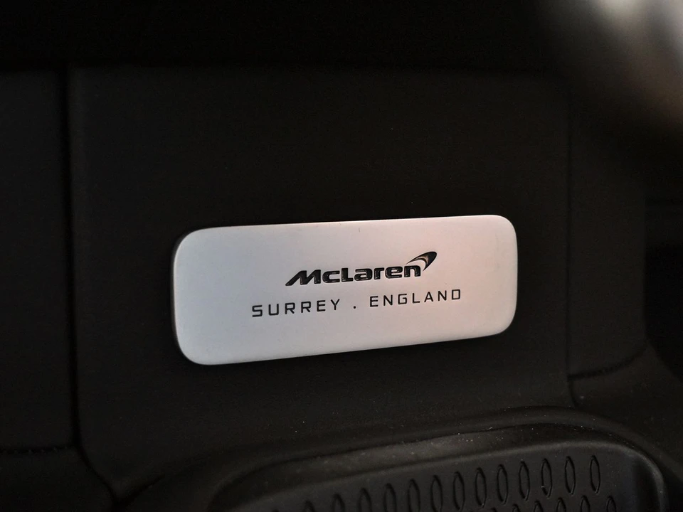 2026 McLaren Artura - Image 24 of 25