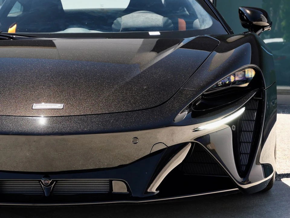 2026 McLaren Artura - Image 6 of 25