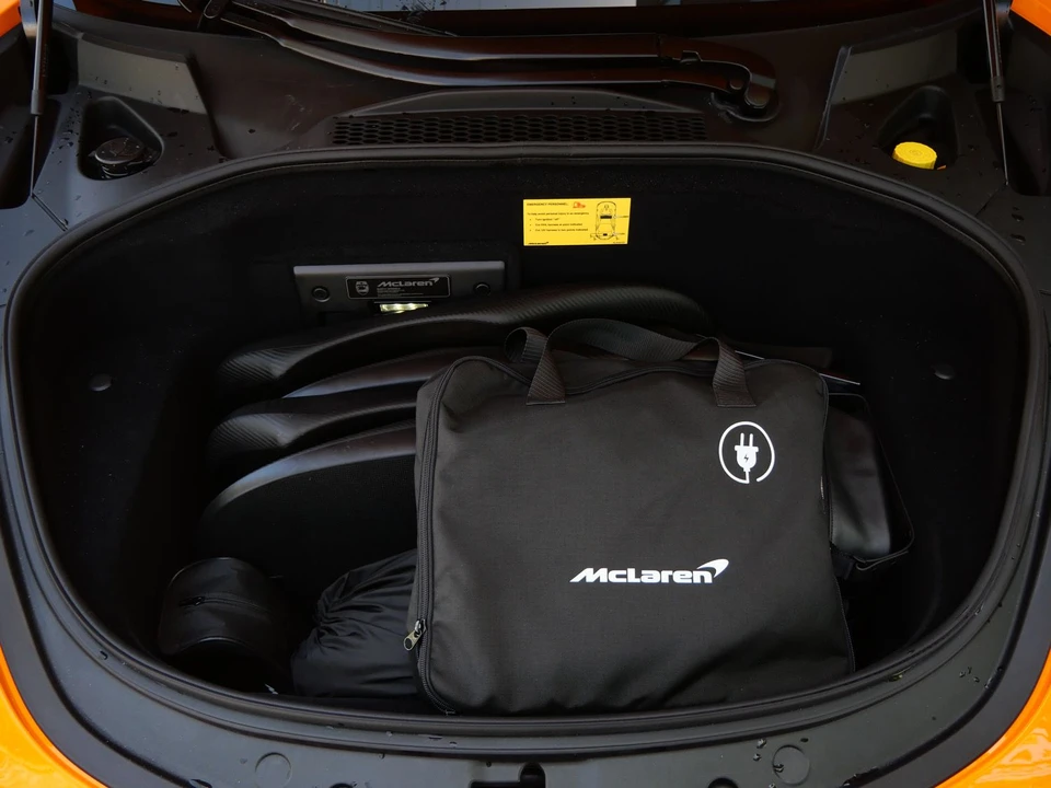 2026 McLaren Artura - Image 23 of 24