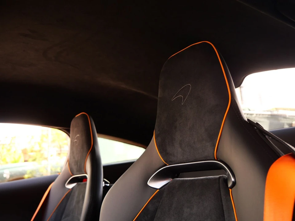 2026 McLaren Artura - Image 22 of 24