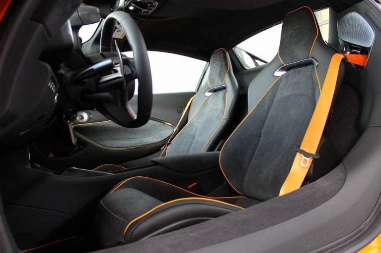 2026 McLaren Artura - Image 4 of 7