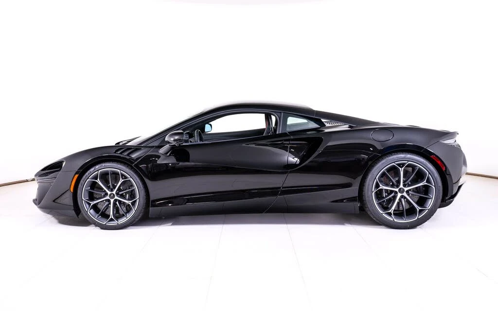 2026 McLaren Artura - Image 2 of 22