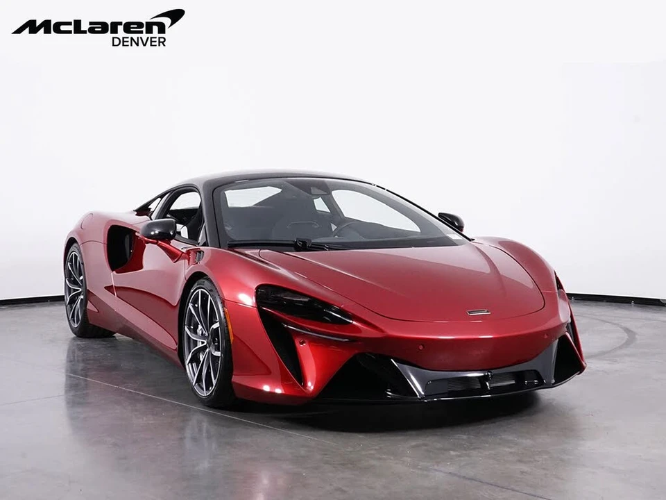 2026 McLaren Artura - Image 10 of 30