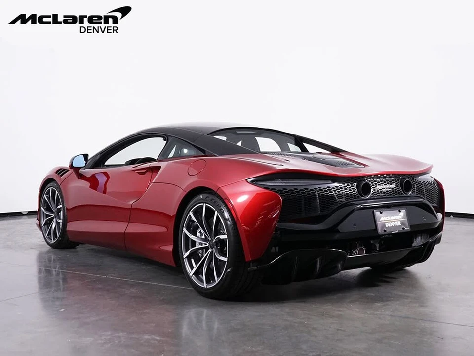 2026 McLaren Artura - Image 3 of 30