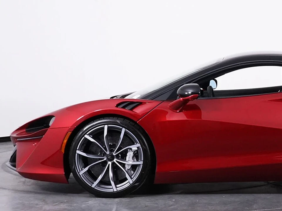 2026 McLaren Artura - Image 12 of 30