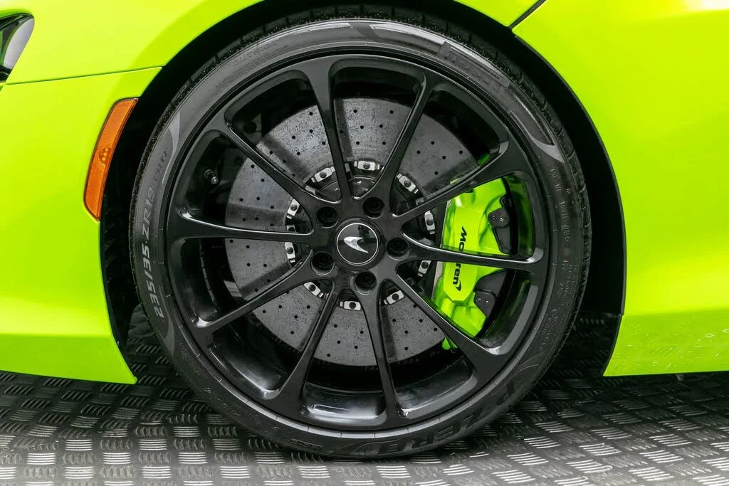 2026 McLaren Artura - Image 7 of 31