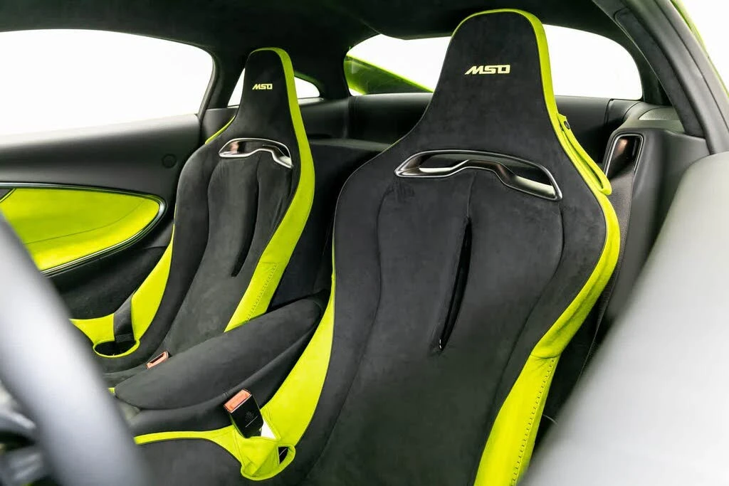 2026 McLaren Artura - Image 11 of 31