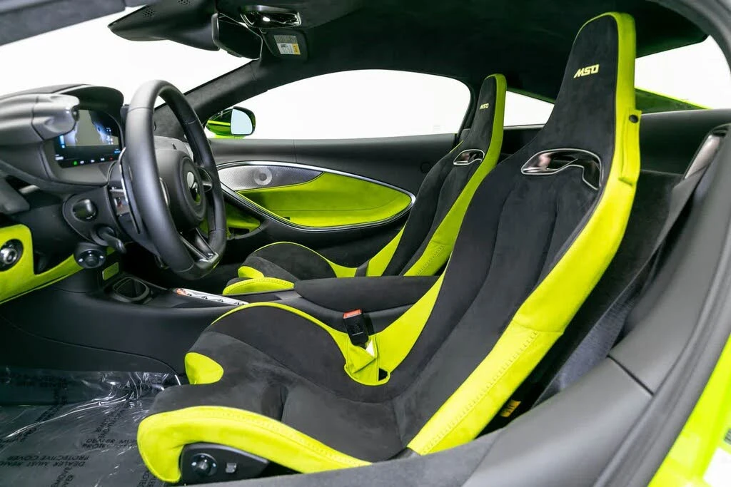 2026 McLaren Artura - Image 10 of 31