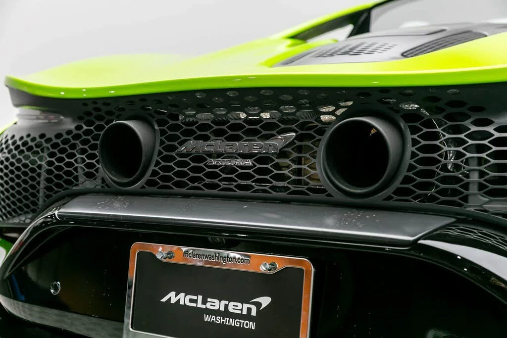 2026 McLaren Artura - Image 6 of 31