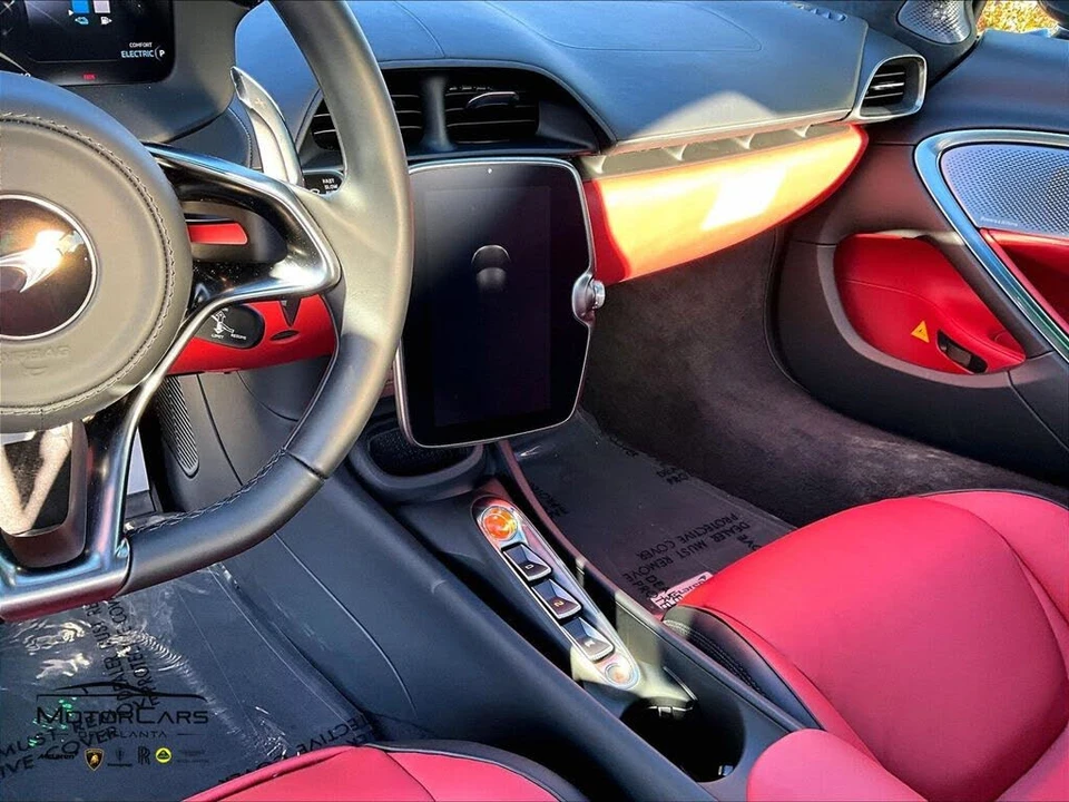 2026 McLaren Artura - Image 7 of 15