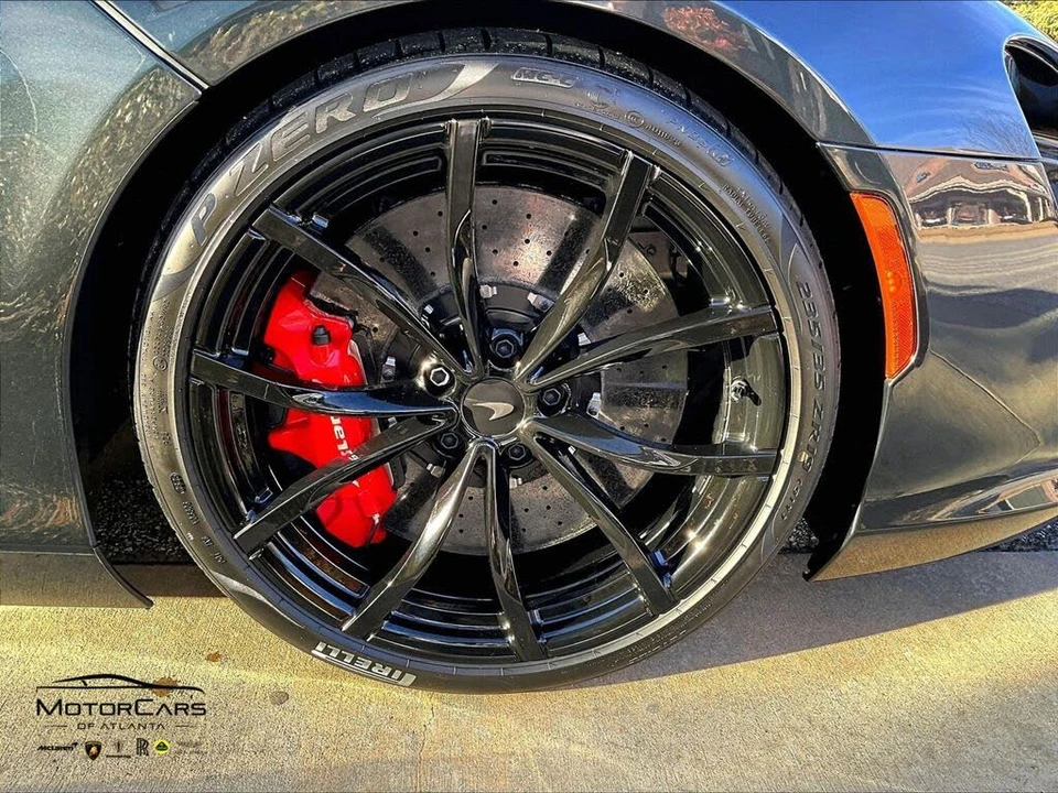 2026 McLaren Artura - Image 15 of 15