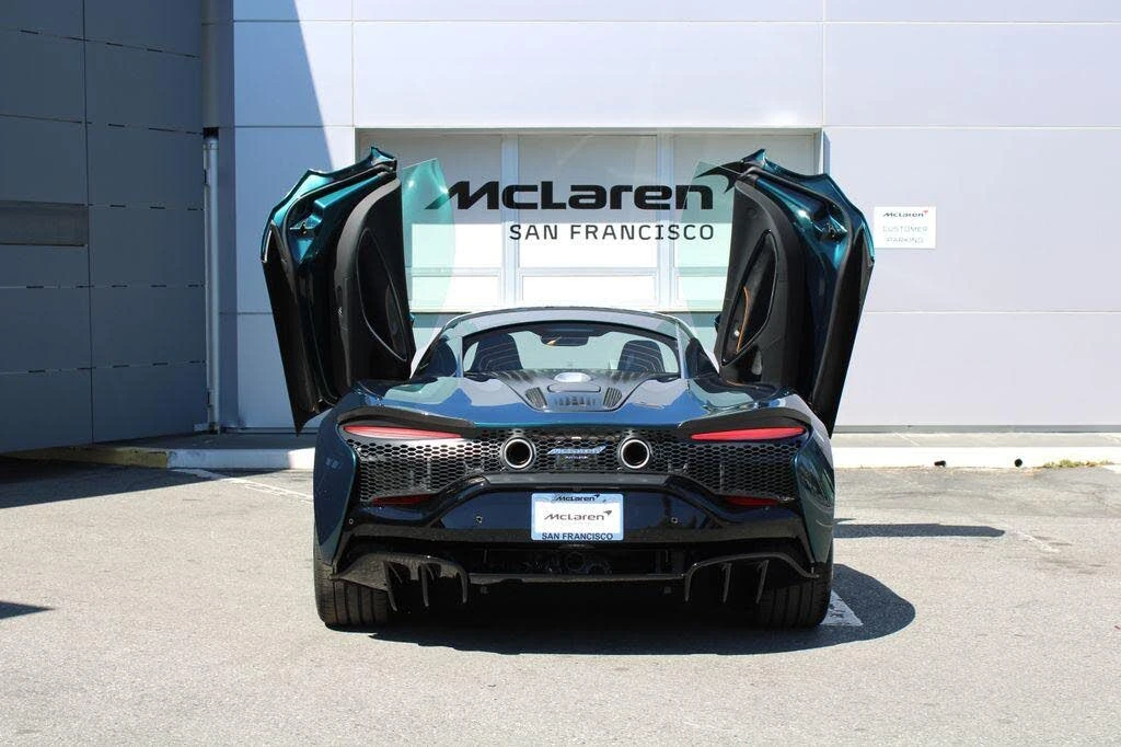 2026 McLaren Artura - Image 20 of 31
