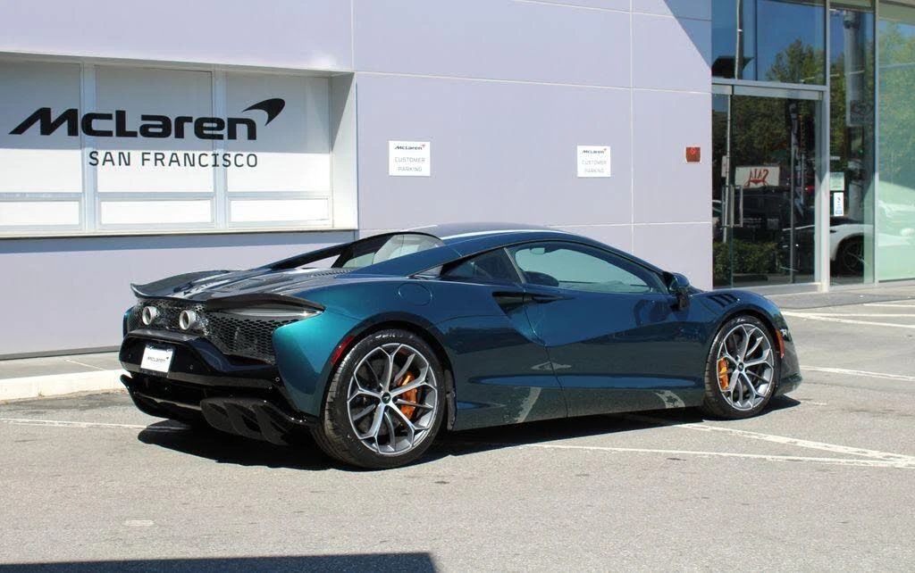2026 McLaren Artura - Image 2 of 31