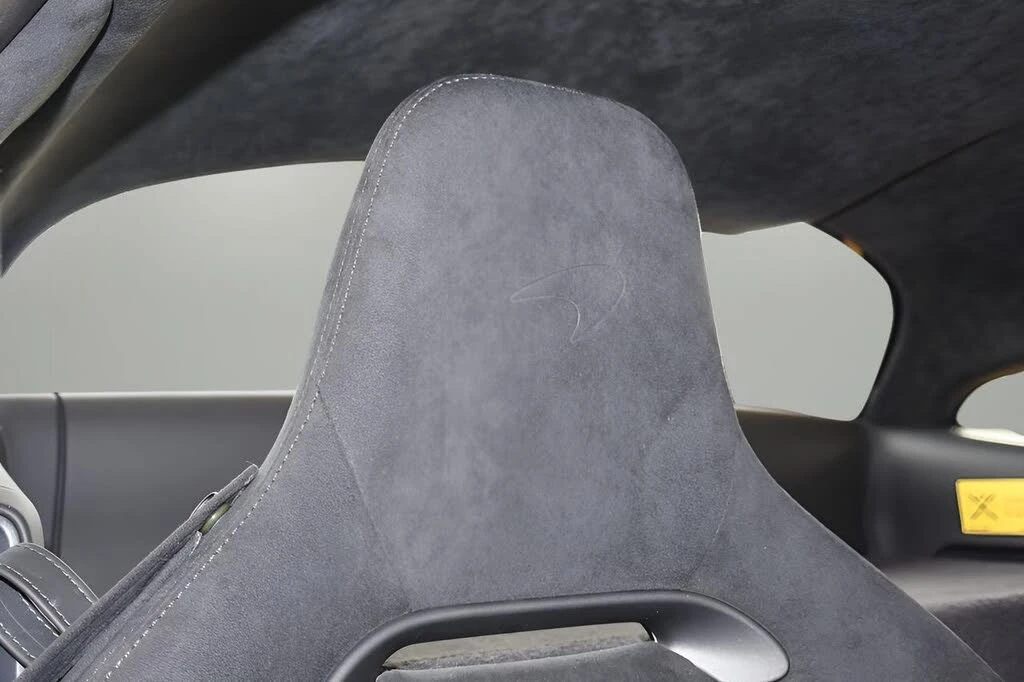 2026 McLaren Artura - Image 23 of 26