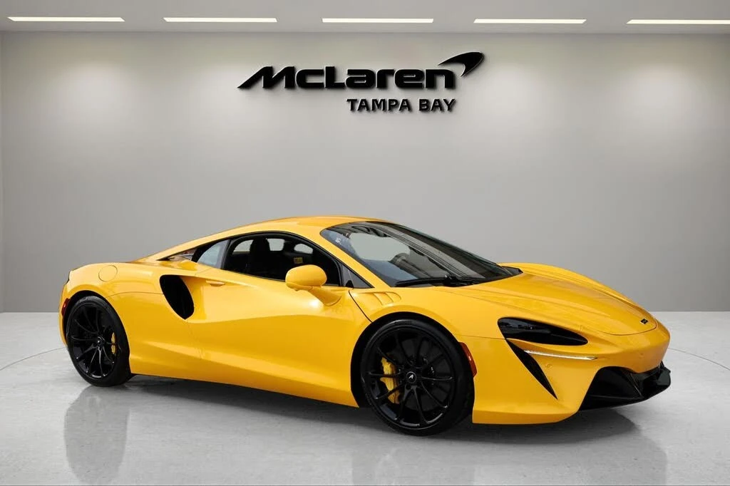 2026 McLaren Artura - Image 7 of 26