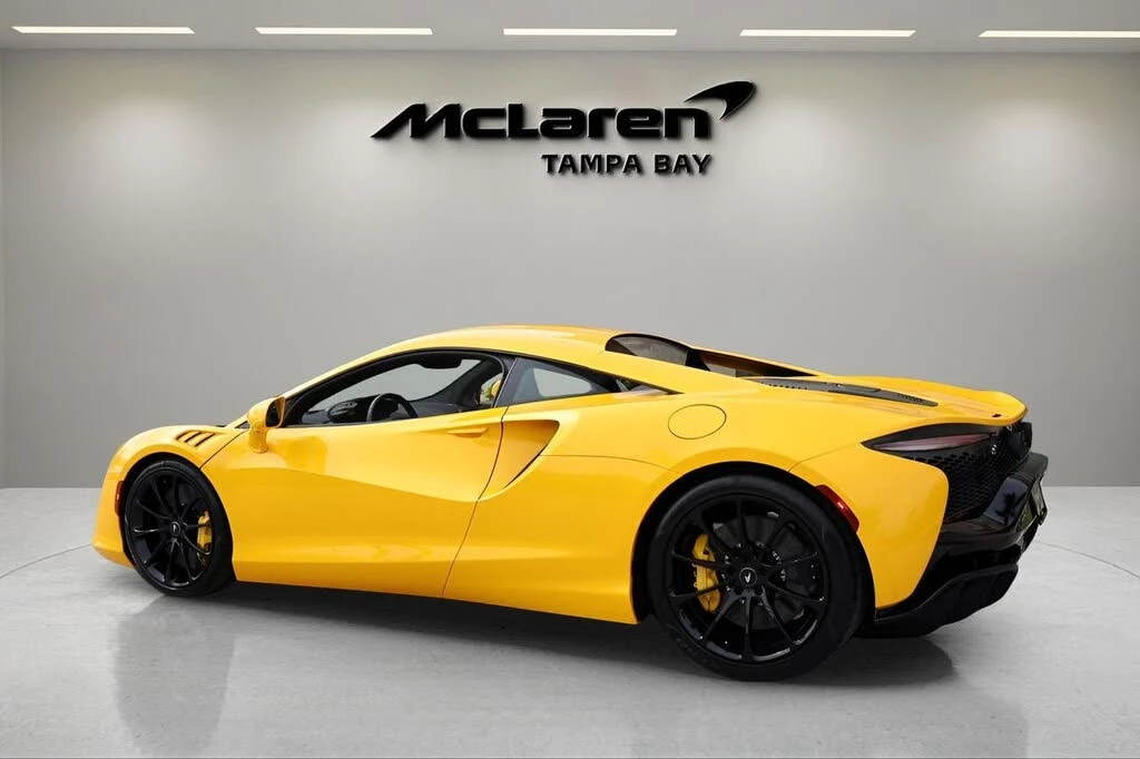 2026 McLaren Artura - Image 3 of 26