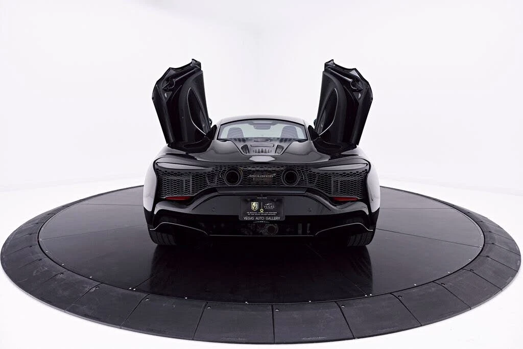 2026 McLaren Artura - Image 25 of 31