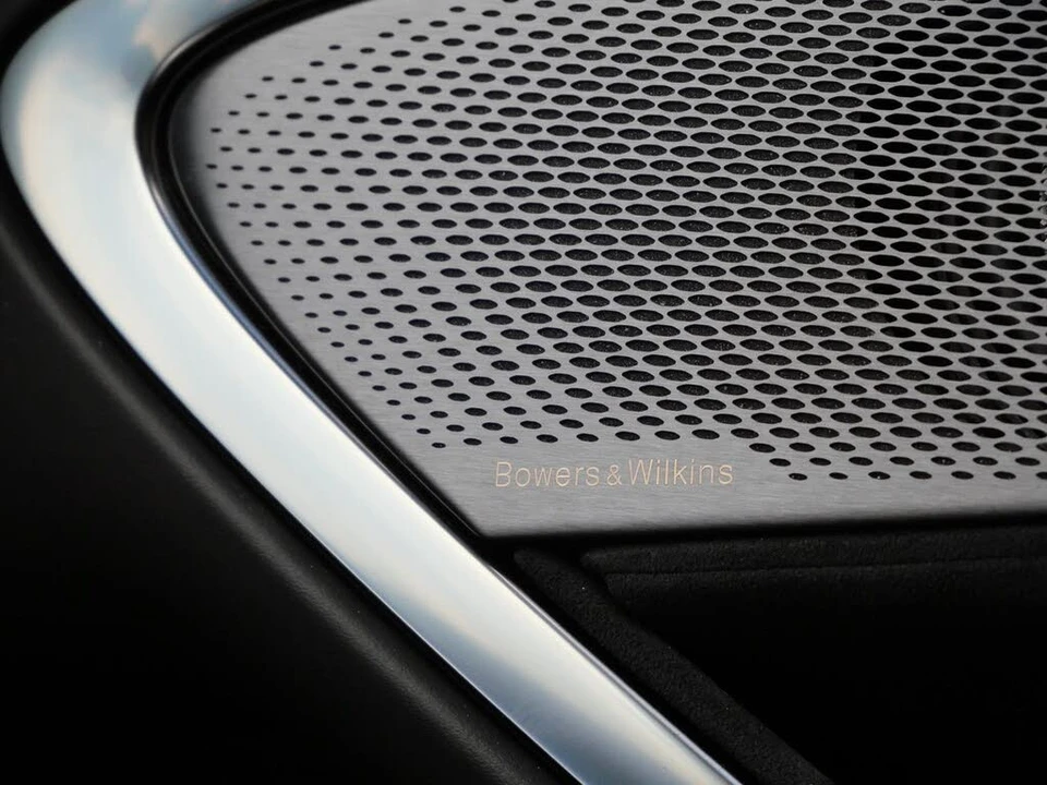 2026 McLaren Artura - Image 24 of 25