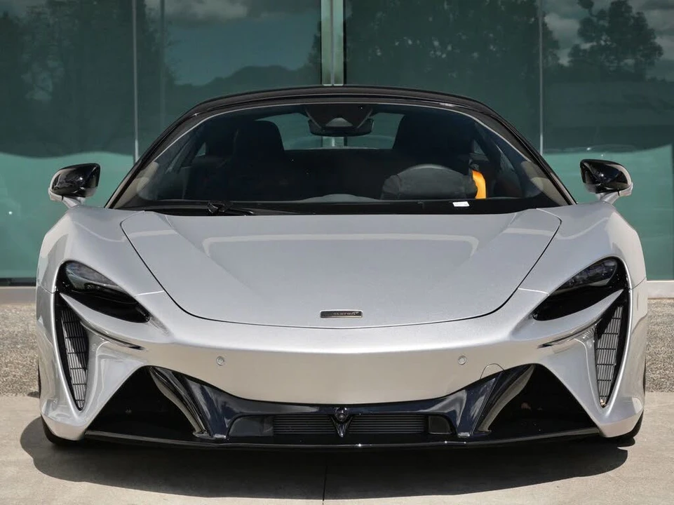 2026 McLaren Artura - Image 2 of 25