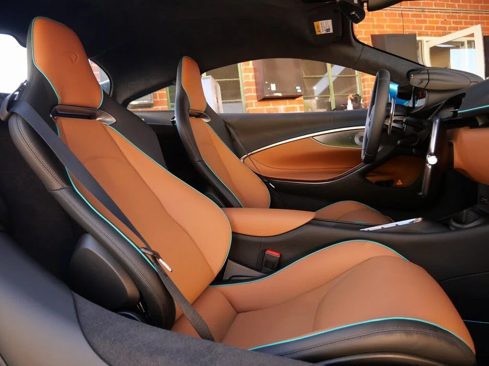 2026 McLaren Artura - Image 11 of 25